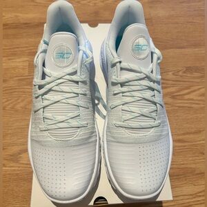 Under Armour Curry 4 Low FloTro